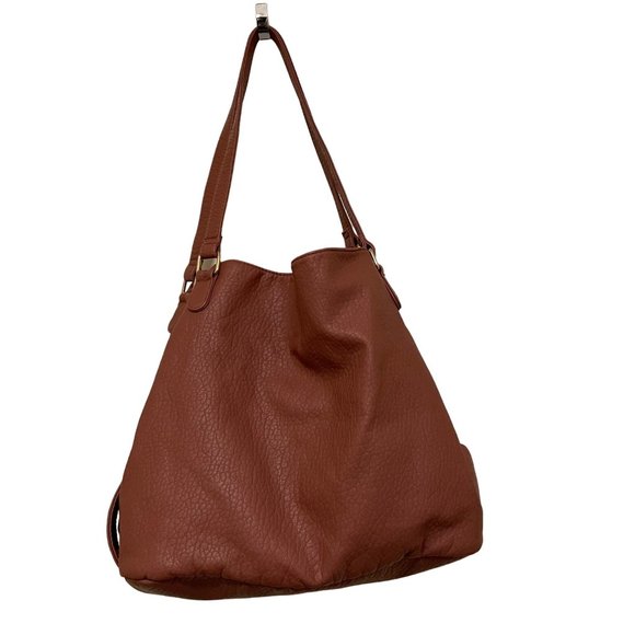 Under One Sky Faux Leather Exterior Brown Pouch Zipper Closure Pockets Inside - Picture 7 of 16